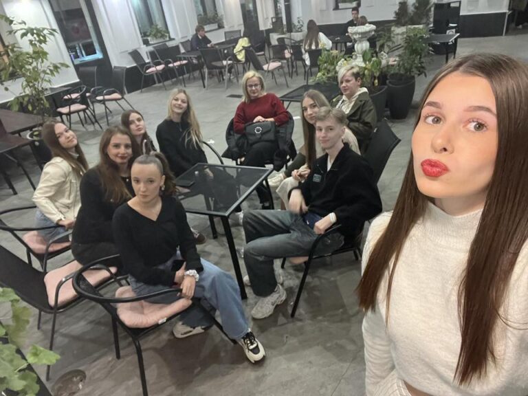 565719753_845470771477694_3654603165088356568_n