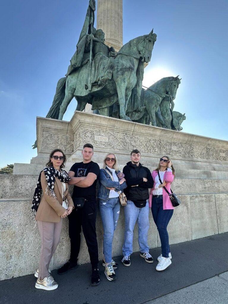 565880062_1783195488991533_1842423791465801977_n